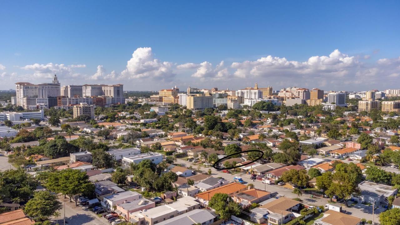 Beautiful, Fully Furnished 4Bed 2Bath House - 5 Minute Walk To Miracle Mile Downtown Coral Gables Villa Miami Exterior foto
